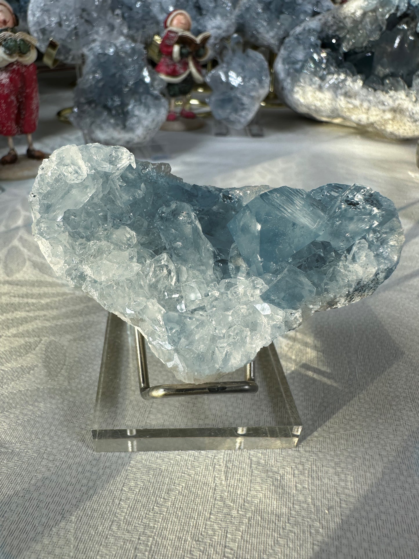 Celestite cluster