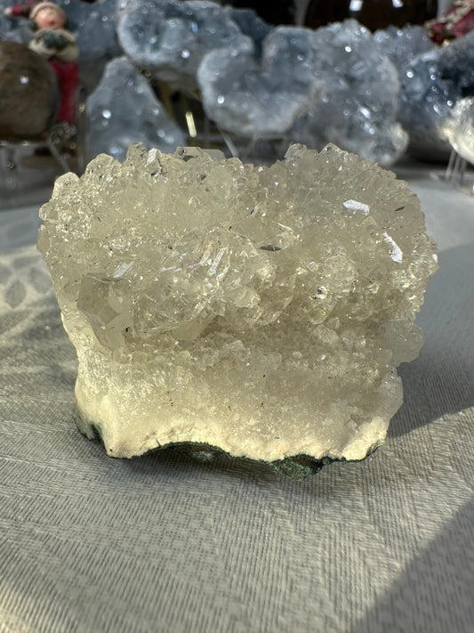 Diamond apophyllite