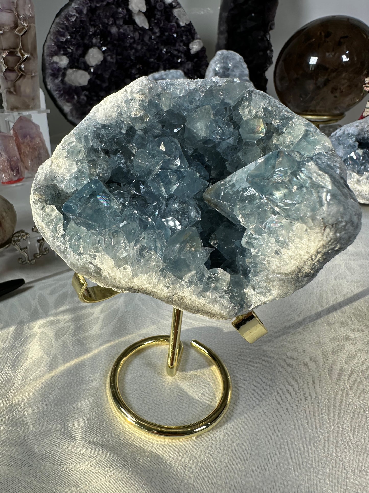 Celestite cluster