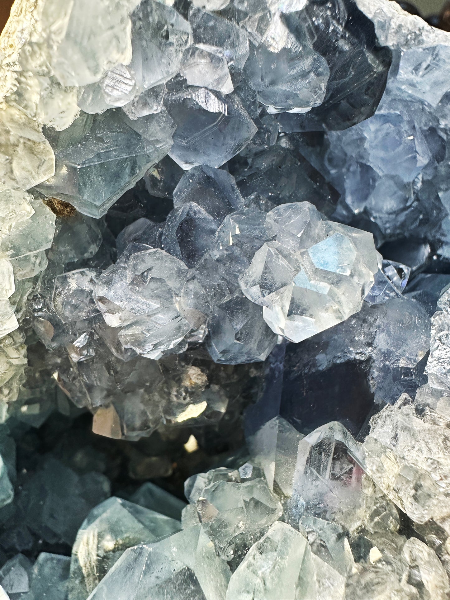 Celestite cluster